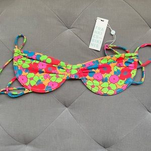Frankie’s Bikinis “Maggie” top in Groovy print.